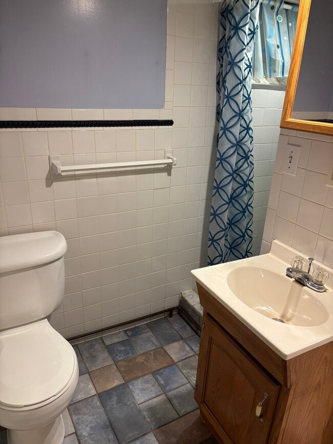115 Crain Ave Unit C