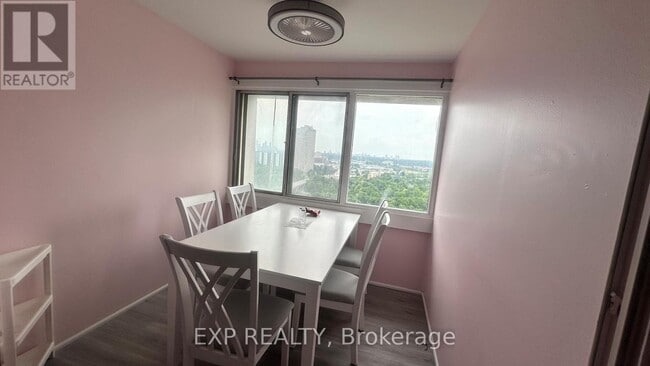 Photo - 725 Don Mills Rd. Unit 2506