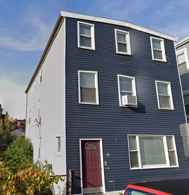 49 Boylston St