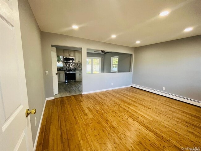 Photo - 200 Hicksville Rd Townhome