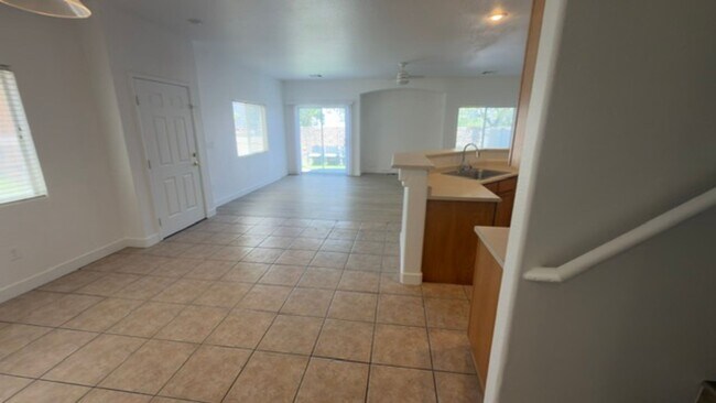 Photo - 1286 Capital Gains Dr