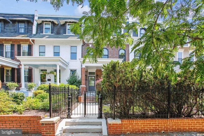 Building Photo - 40 Bryant St NW Rental
