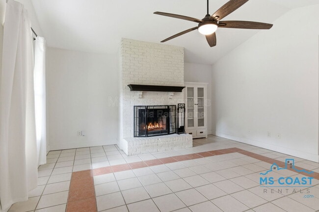 Photo - 25 Fleetwood Pl