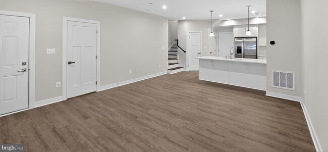 Photo - 2542 -A Verona Pl