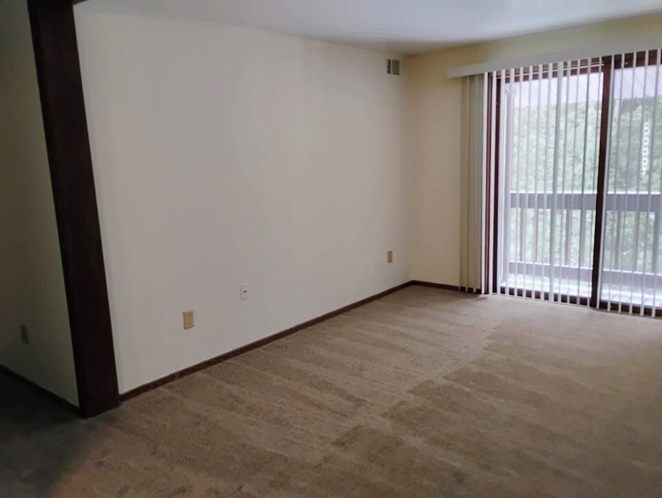 Greenwood Apartments - Greenwood Apartments