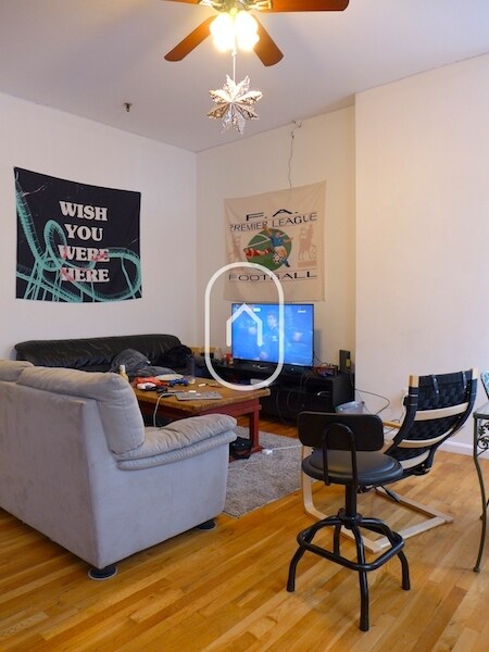 Photo - 181 Northampton St