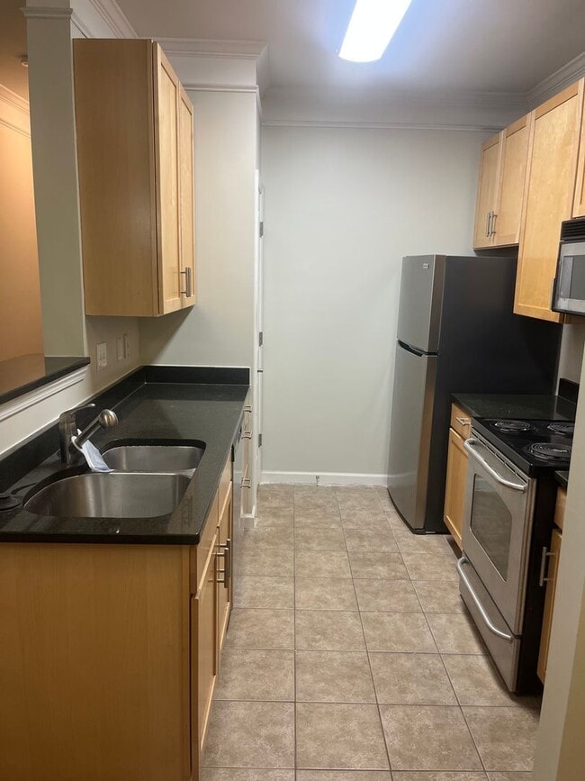 Photo - Available now. Beautiful, FULLY REMODELED 1 BR/1 BA Condo at the Regatta On James Island!