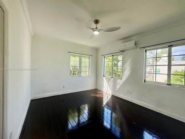 Photo - 1619 Meridian Ave Unit 3