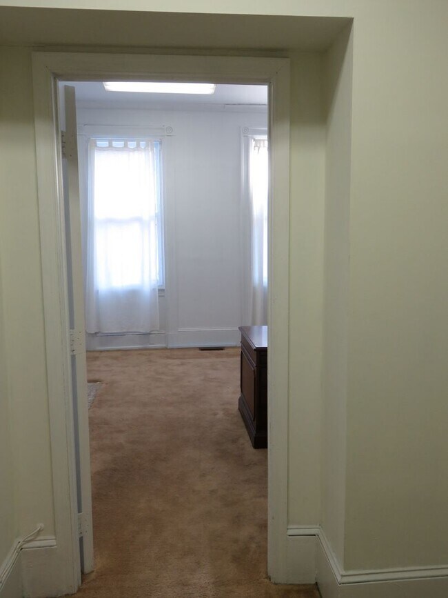Photo - 1205 Locust St Unit Commercial Office - BR