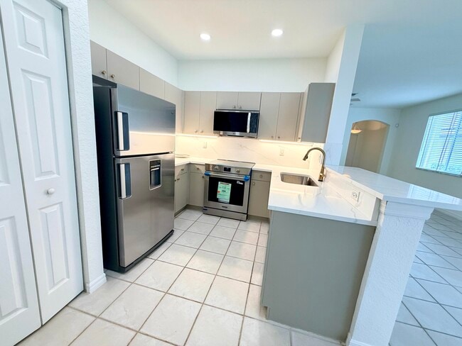 Photo - 673 Conservation Dr