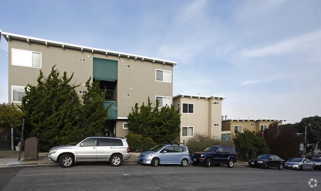 Photo - Terra Vista Apartments
