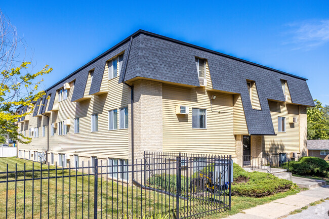 Building Photo - Southern Park Apartments