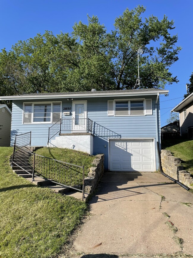 Photo - 2850 Indiana Ave House