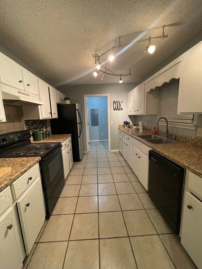 Photo - 1011 Barley Dr