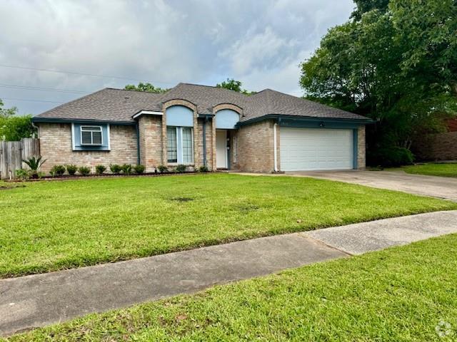 Building Photo - 7907 Midland Forest Dr Rental