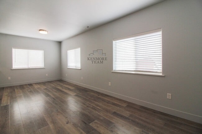 Photo - 1006 Adams St