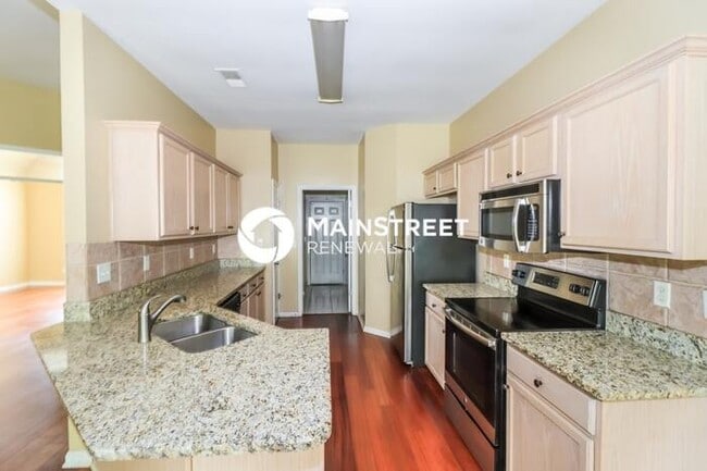 3 Bedroom Pet-Friendly Home in Cordova, TN with Main Street Renewal