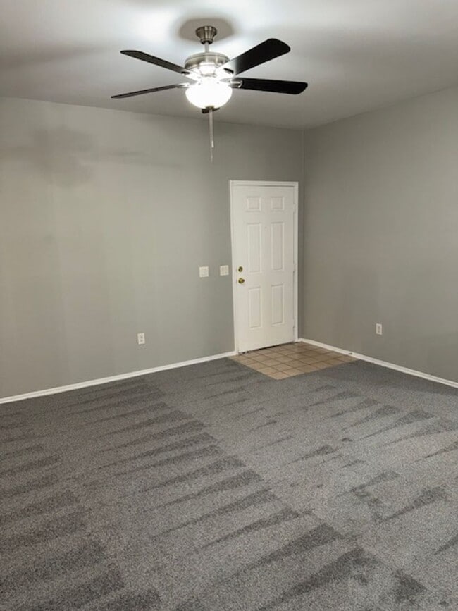 Photo - 2-BEDROOM, COND IN LAS VEGAS