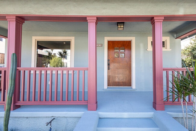 Photo - 1616 Bridge St