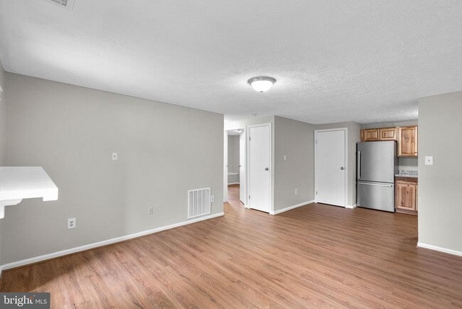 Photo - 3925 Greencastle Rd Unit 103