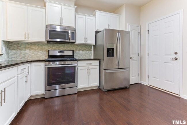 Photo - 224 Lynchwick Ln