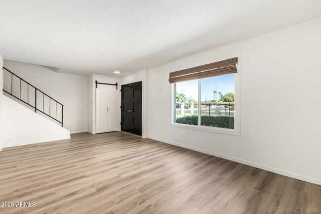 Photo - 7804 N 47th Ave