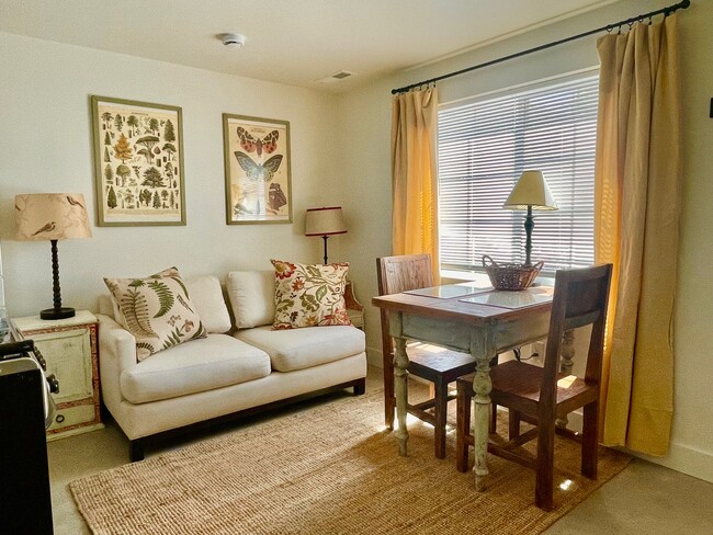 Building Photo - 765 E 900 S Rental