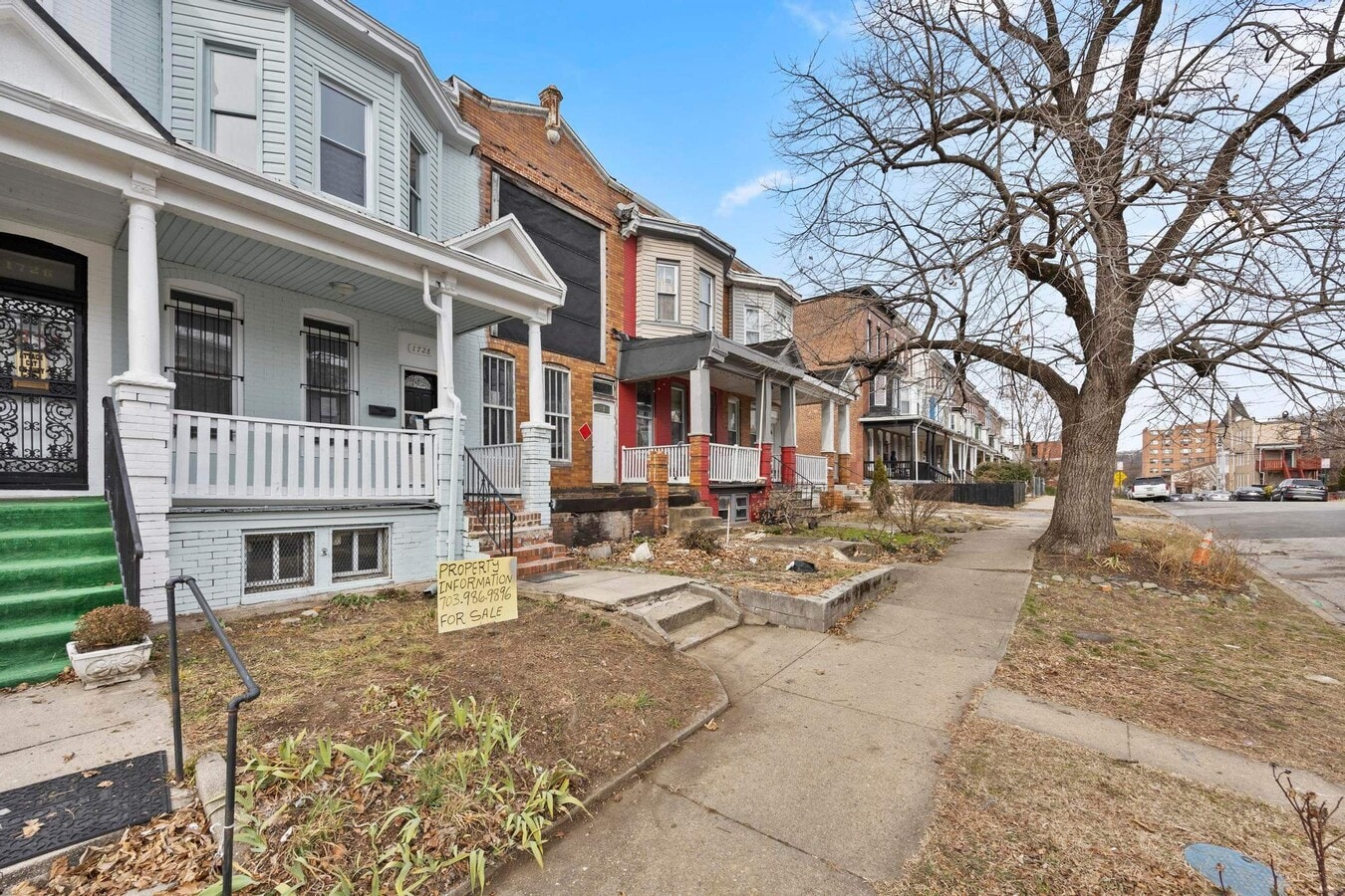 Photo - 1728 Ashburton St