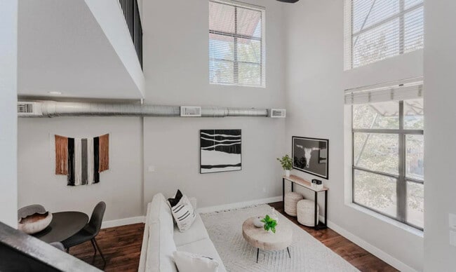 Photo - 3096 Umatilla St Unit B