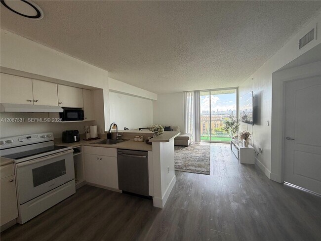 5077 NW 7th St Unit PH11