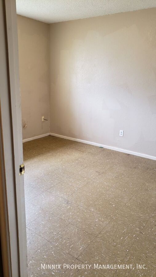 Photo - 645 S Crosby St