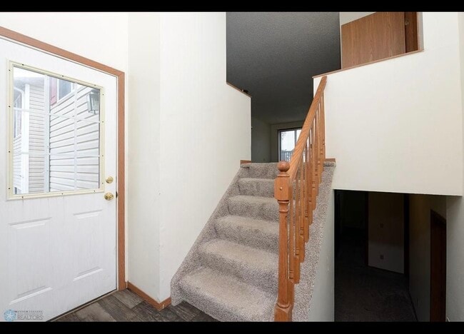 Photo - 3522 32nd St S