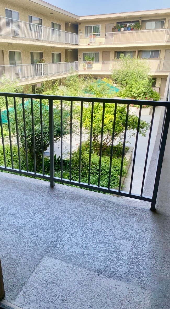 Photo - 3717 Bagley Ave