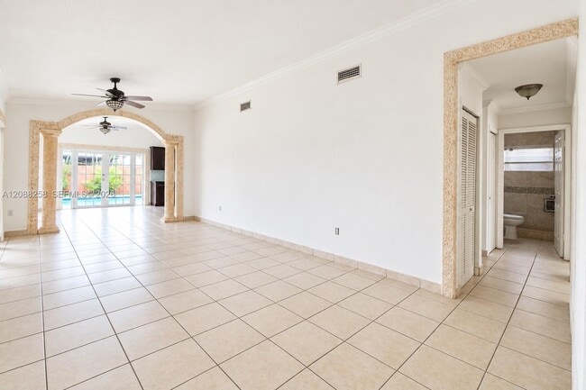 14590 SW 51st St