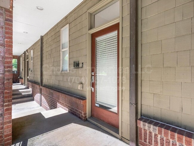 Photo - 1166 Park West Dr