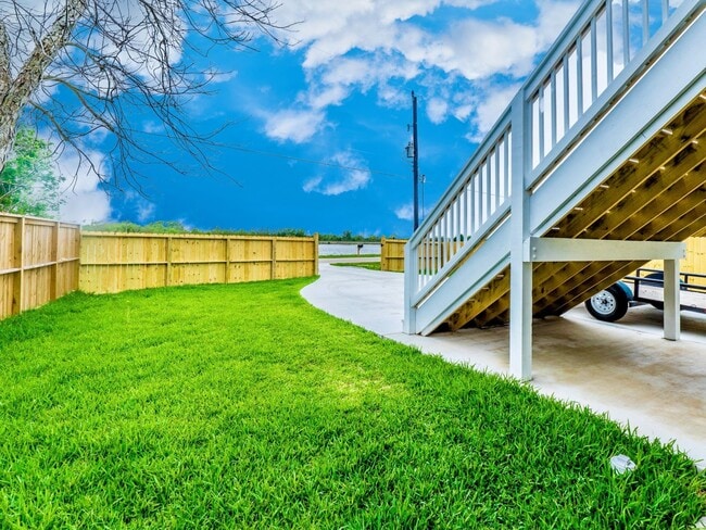 Photo - 4620 N Railroad Ave