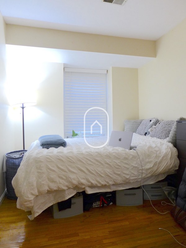 Photo - 40 Williams St