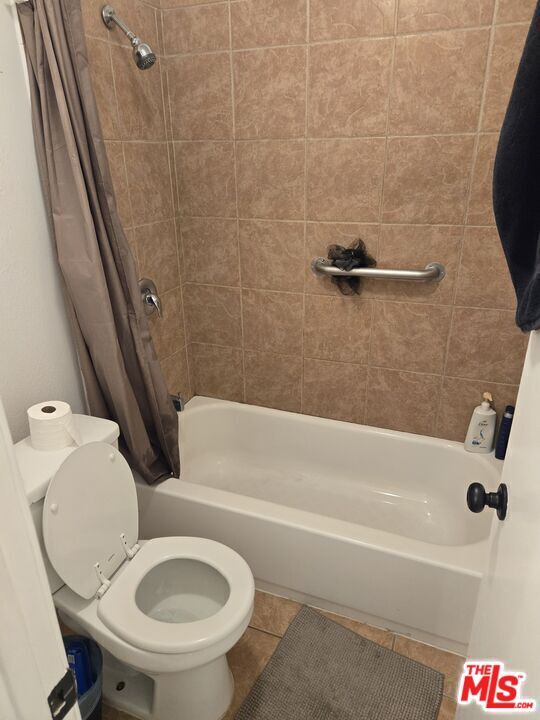 2417 S Budlong Ave Unit U#1 R#2