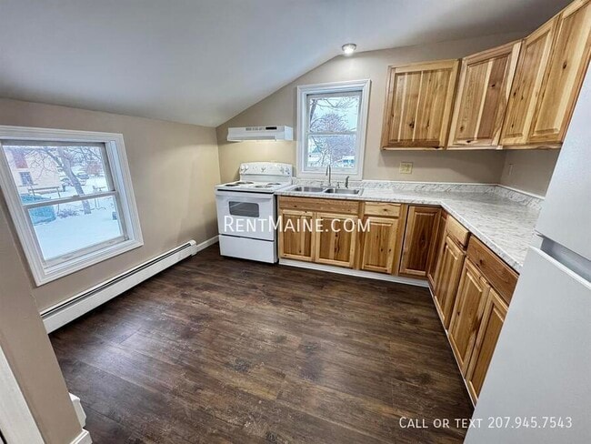 Photo - 8 Spring St Unit Apt #2