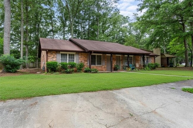Photo - 230 Kimberly Way SW