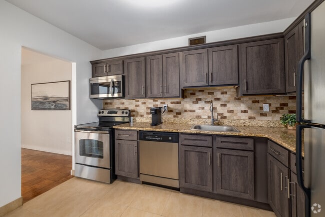 2BR, 2.5BA - 1,555SF - Kitchen