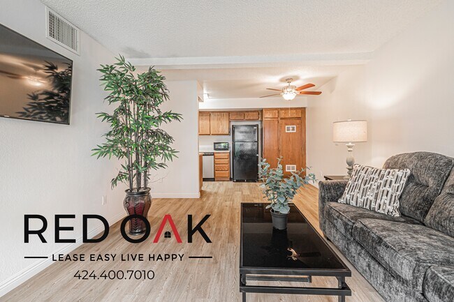 Photo - 6601 Victoria Ave Unidad 460