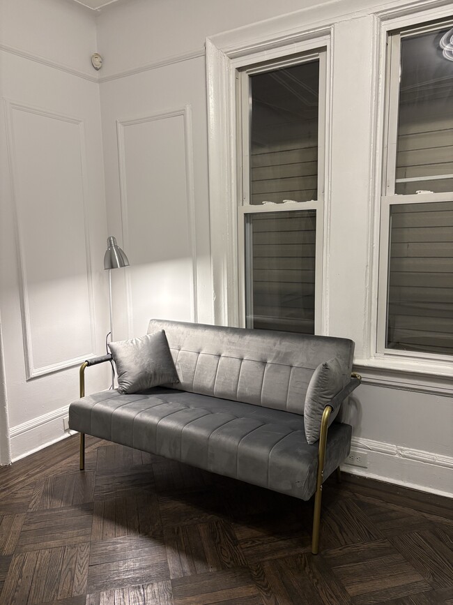 Building Photo - 603 Garfield Ave Unit 1