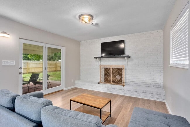 Photo - 4070 Arbutus Dr Unit ID1327726P