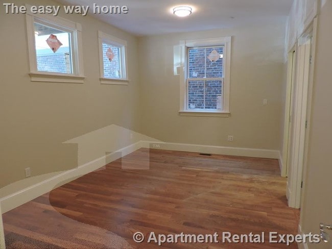 Photo - 470 Green St Unidad 2