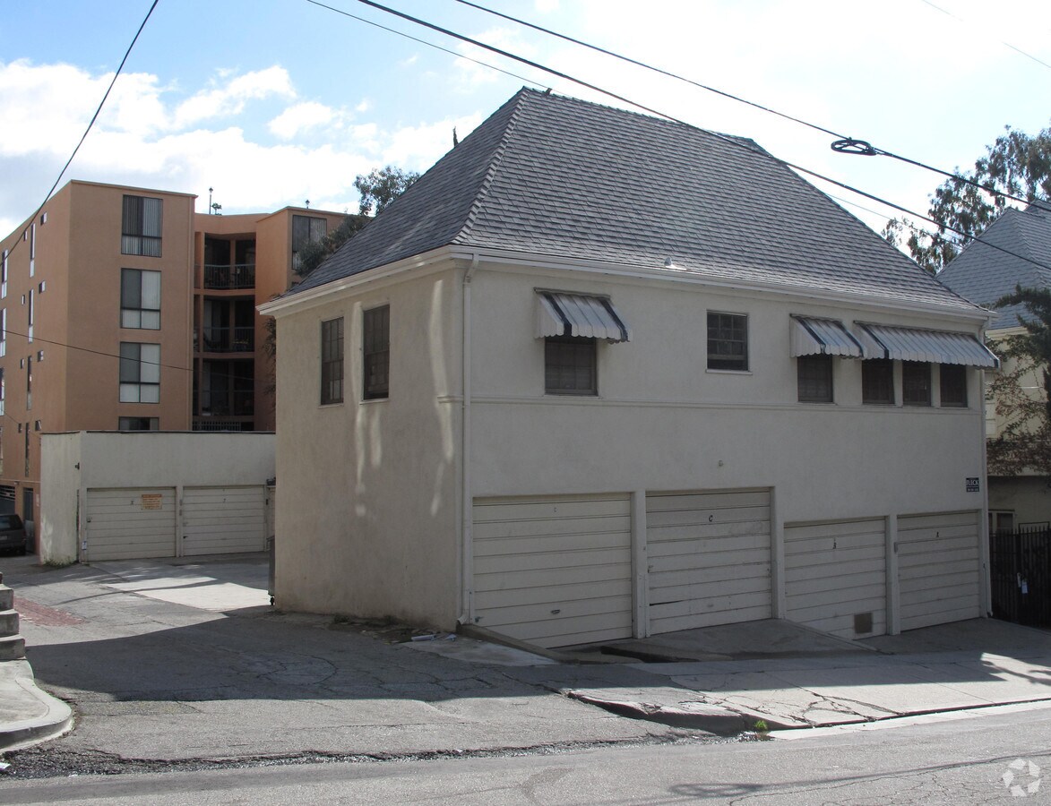 Hollywood French Chateau - Hollywood French Chateau Apartments