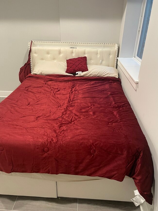 Photo - 5237 Chancellor St