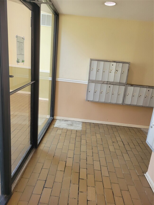 Photo - 8425 Hearth Dr Unidad 25