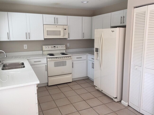 Photo - 9721 SW 155th Ave