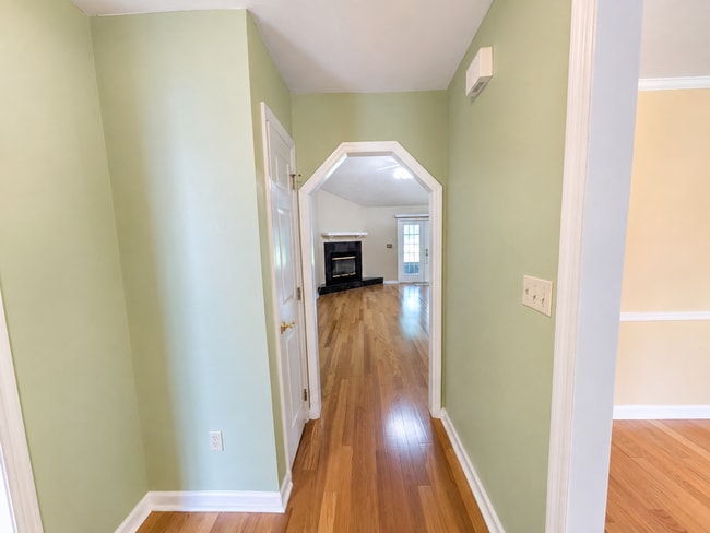 Photo - 1285 Cordova Cir